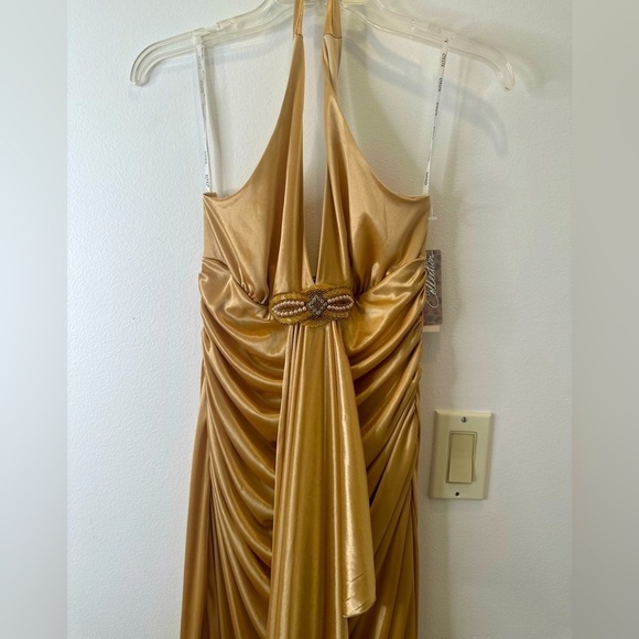 NWT XOXO Gold evening dress Size Medium - Picture 2 of 11
